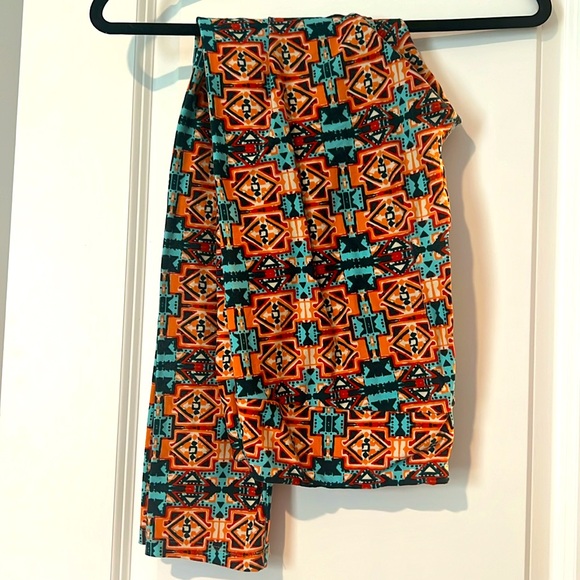 LuLaRoe Leggings - Picture 1 of 3
